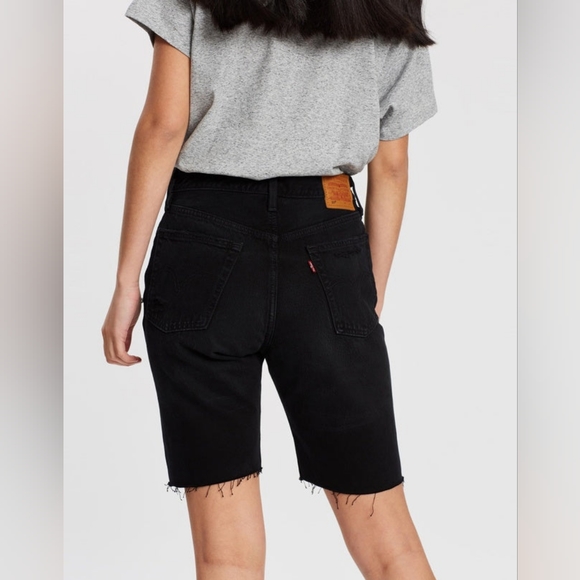 LEVI'S 501 Premium Slouch Shorts, like new size 26 - Picture 3 of 15